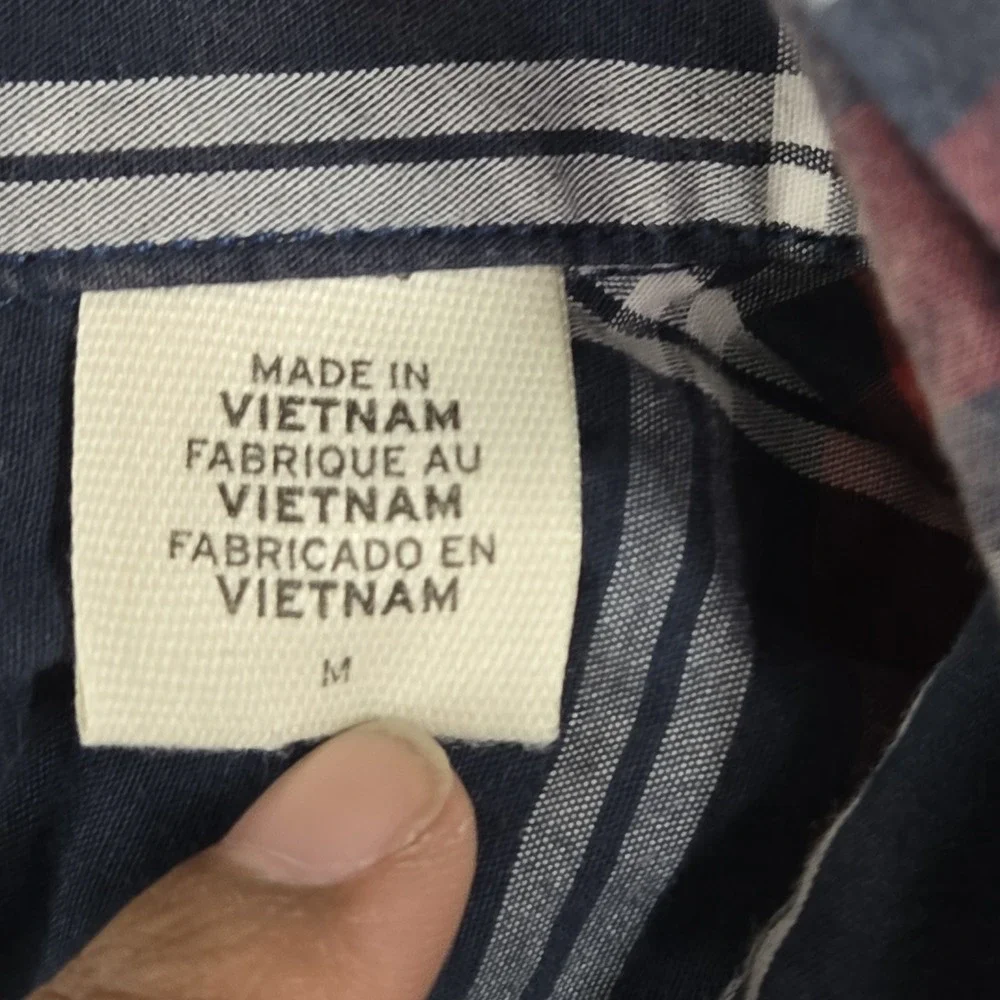 Levi's Men Button Up Shirt M Navy Plaid Casual Long Sleeve Logo READ